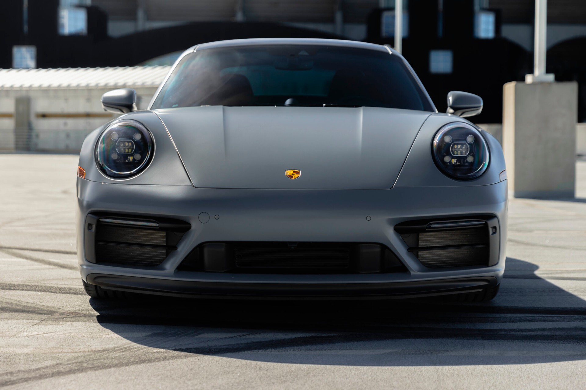 front end of gray porsche